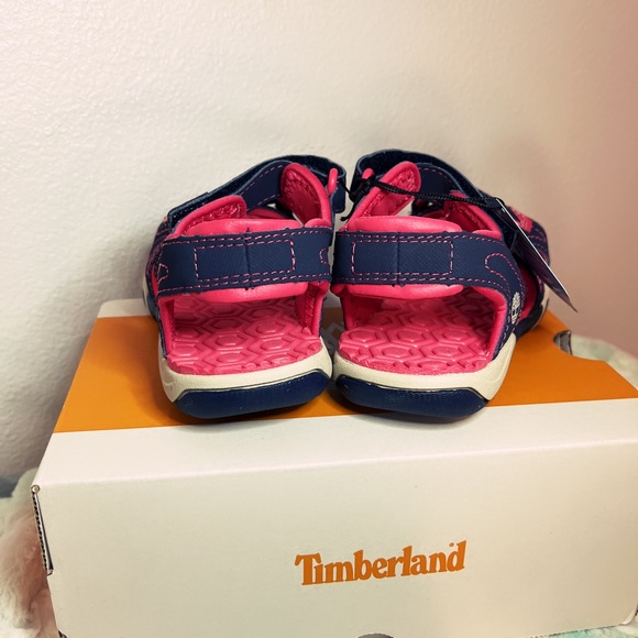 Timberlands - Picture 3 of 4